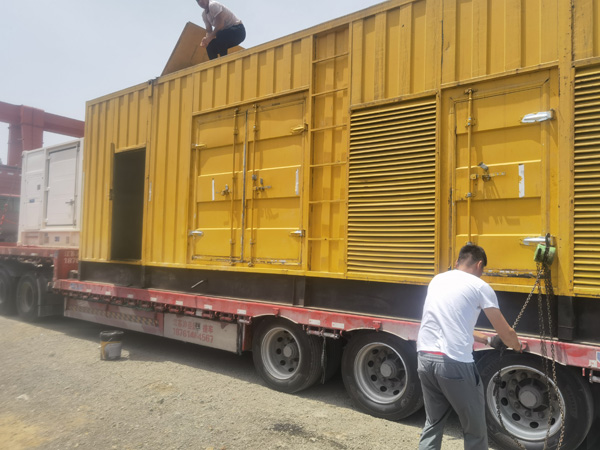 浉河除了负载情况和发动机维护,还有哪些因素会影响 200kw 柴油发电机的油耗?